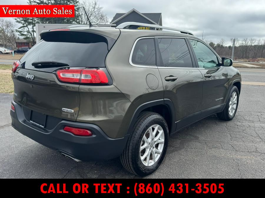 2015 Jeep Cherokee 4WD 4dr Latitude photo