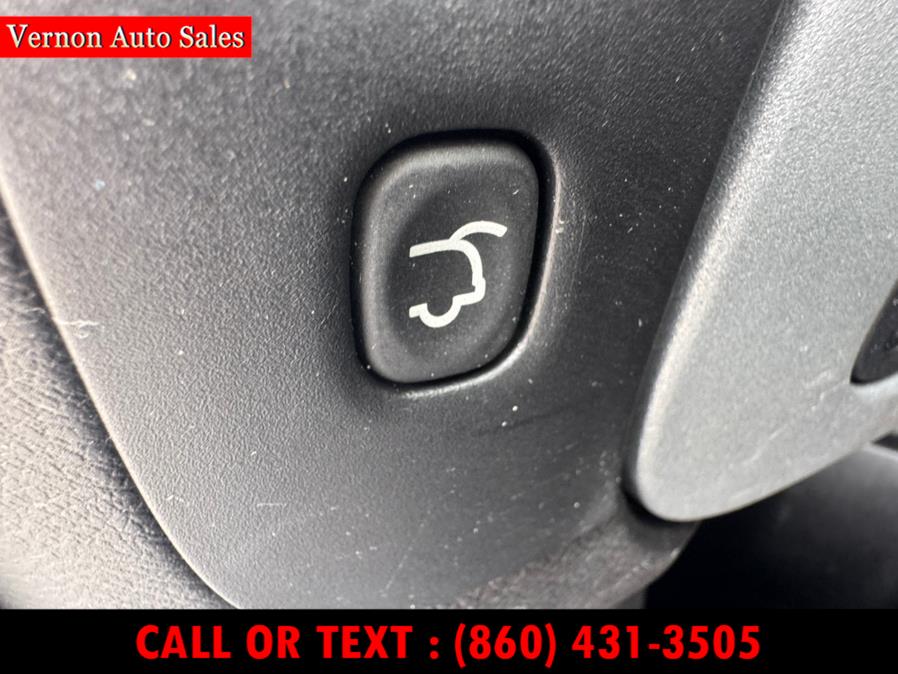 2015 Jeep Cherokee 4WD 4dr Latitude photo