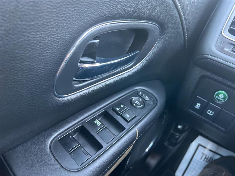 2017 Honda HR-V EX L w/Navi AWD 4dr Crossover photo