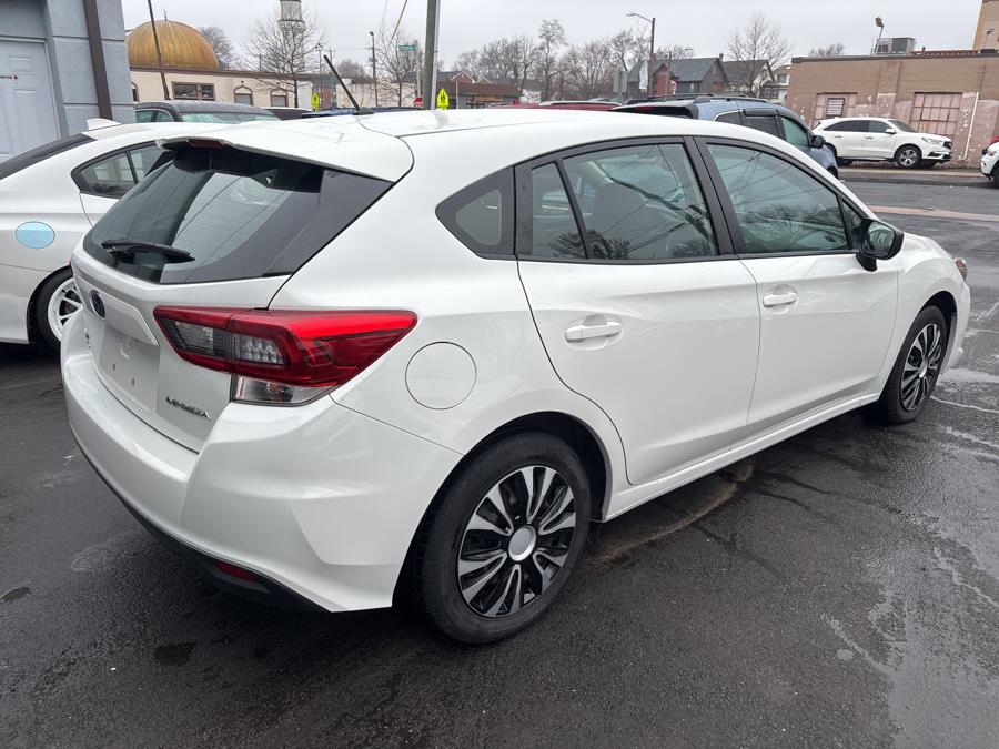 2020 Subaru Impreza 5-door CVT photo
