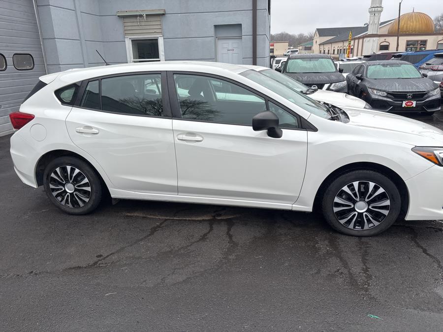 2020 Subaru Impreza 5-door CVT photo