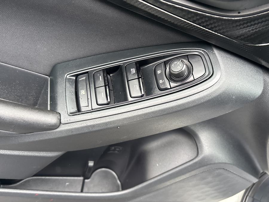 2020 Subaru Impreza 5-door CVT photo