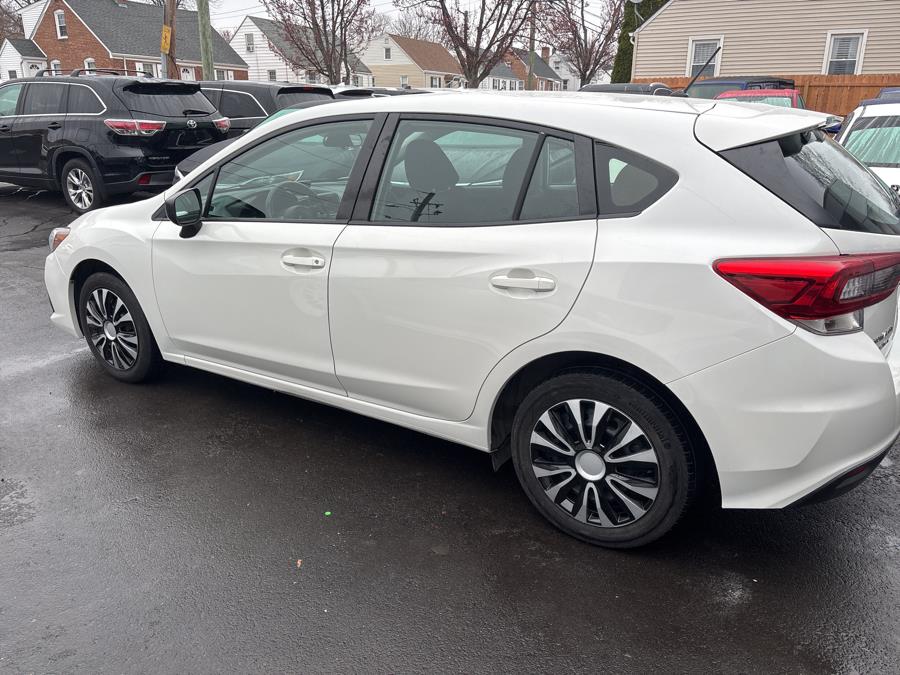 2020 Subaru Impreza 5-door CVT photo