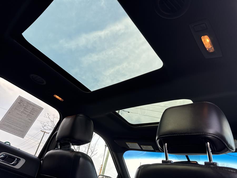 2014 Ford Explorer XLT photo