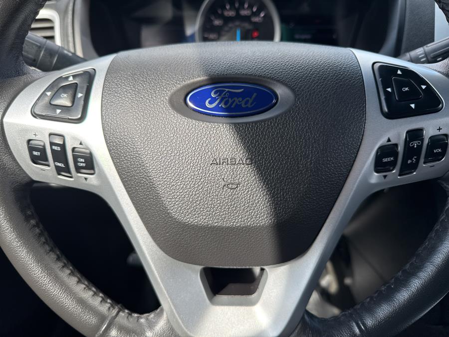 2014 Ford Explorer XLT photo