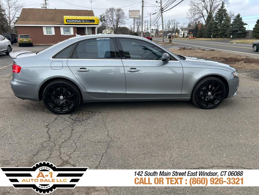 2011 Audi A4 2.0T quattro Prestige photo