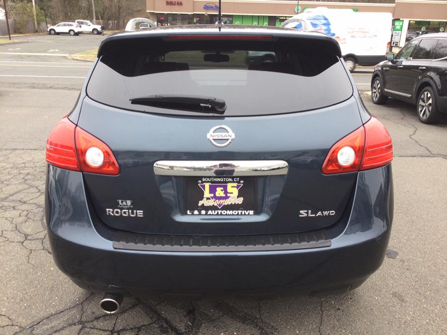2013 Nissan Rogue S photo