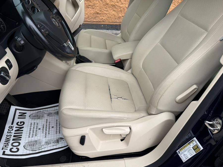 2014 Volkswagen Tiguan S 4Motion photo