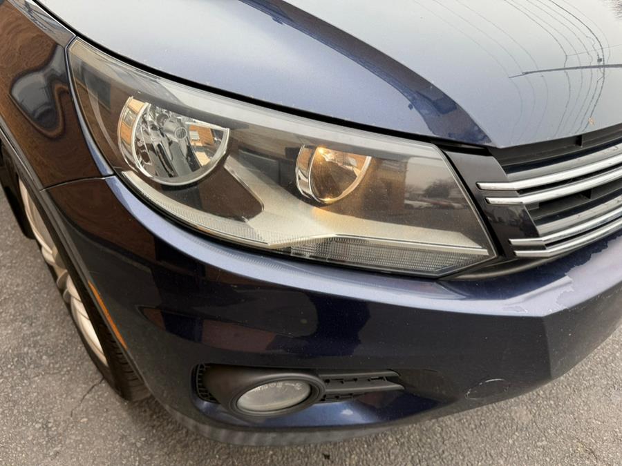 2014 Volkswagen Tiguan S 4Motion photo