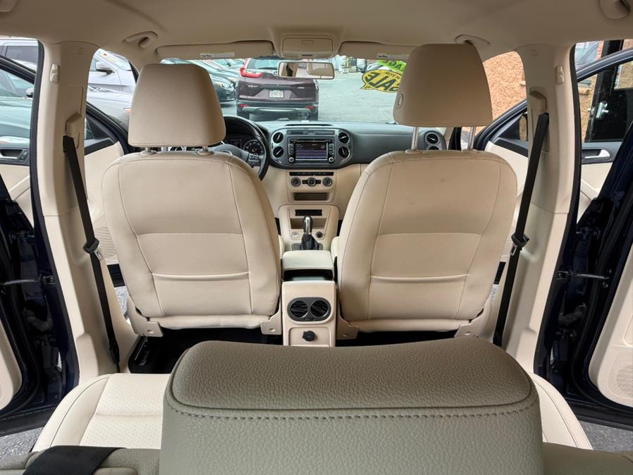 2014 Volkswagen Tiguan S 4Motion photo