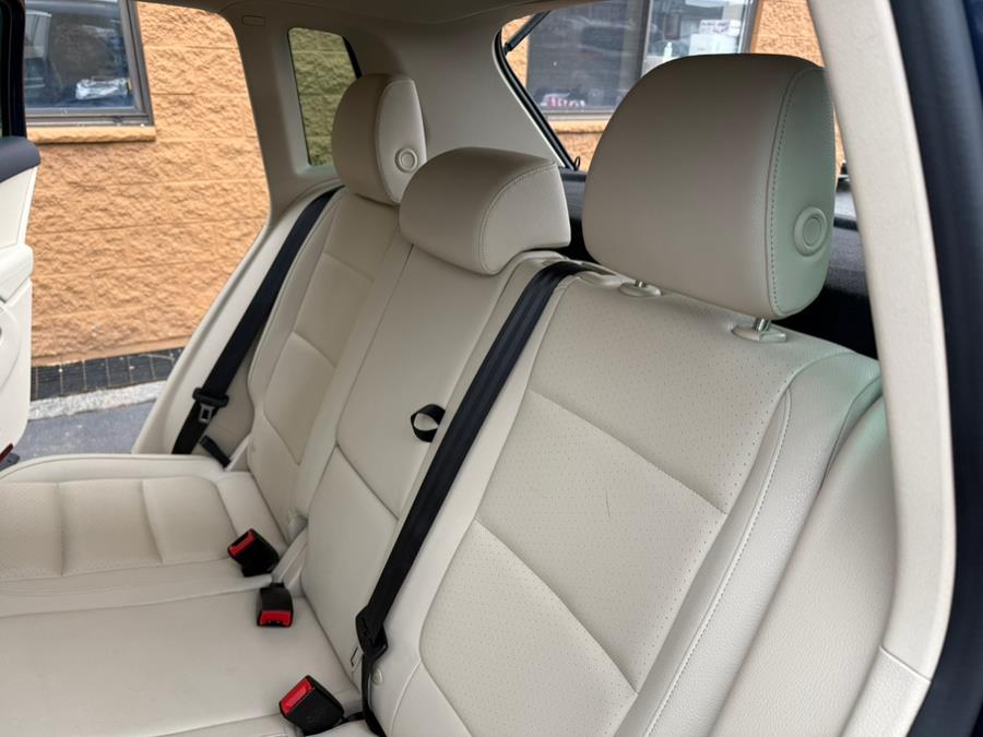 2014 Volkswagen Tiguan S 4Motion photo