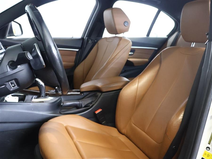 2017 BMW 3-Series 330 XI photo