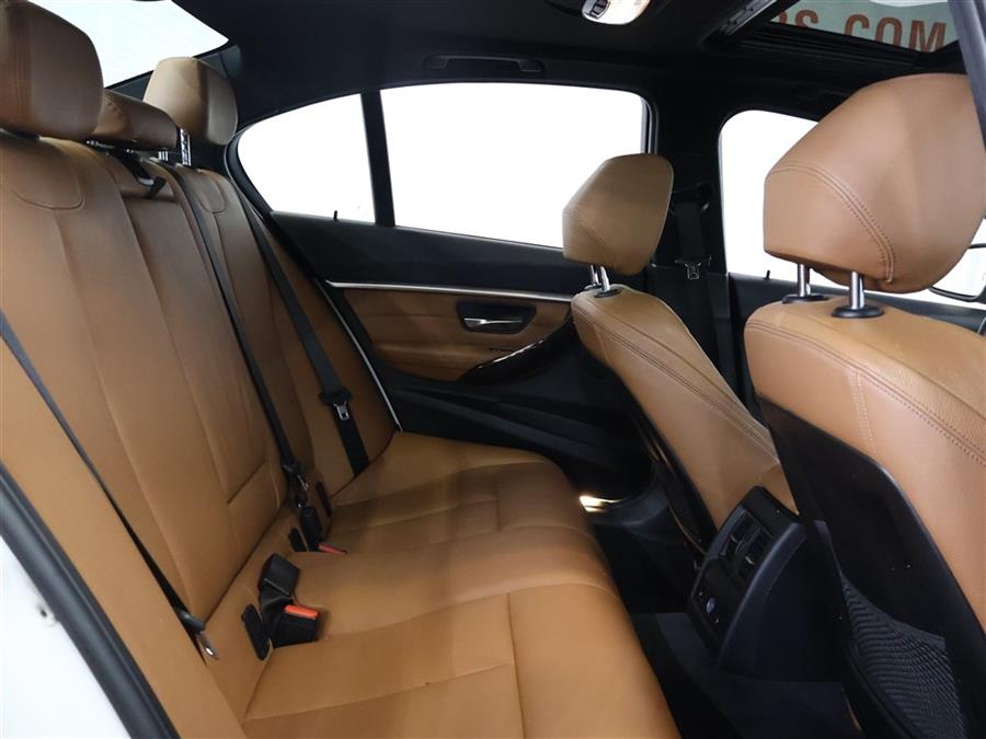 2017 BMW 3-Series 330 XI photo