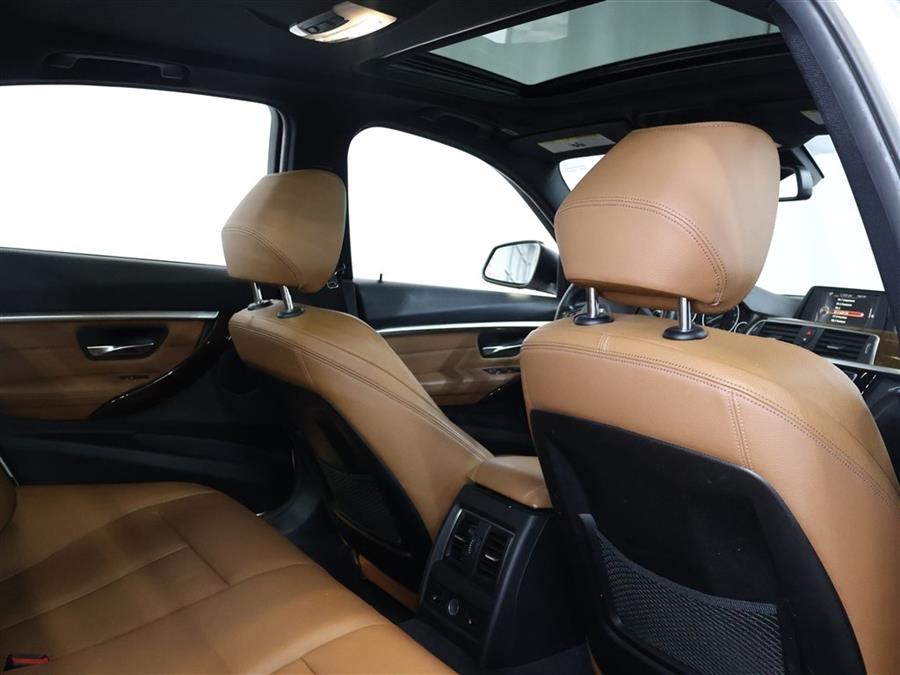 2017 BMW 3-Series 330 XI photo