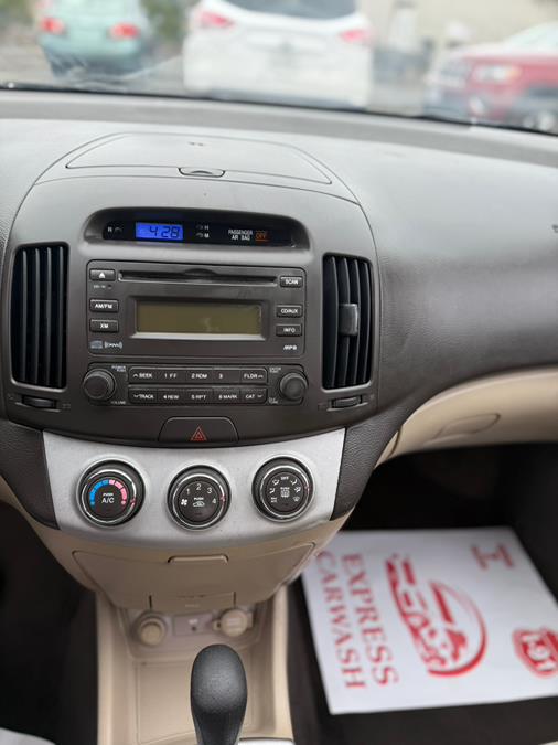 2008 Hyundai Elantra GLS photo