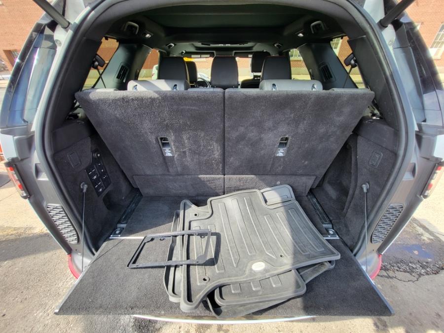 2018 Land Rover Discovery HSE V6 Supercharged photo