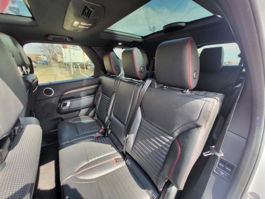 2018 Land Rover Discovery HSE V6 Supercharged photo