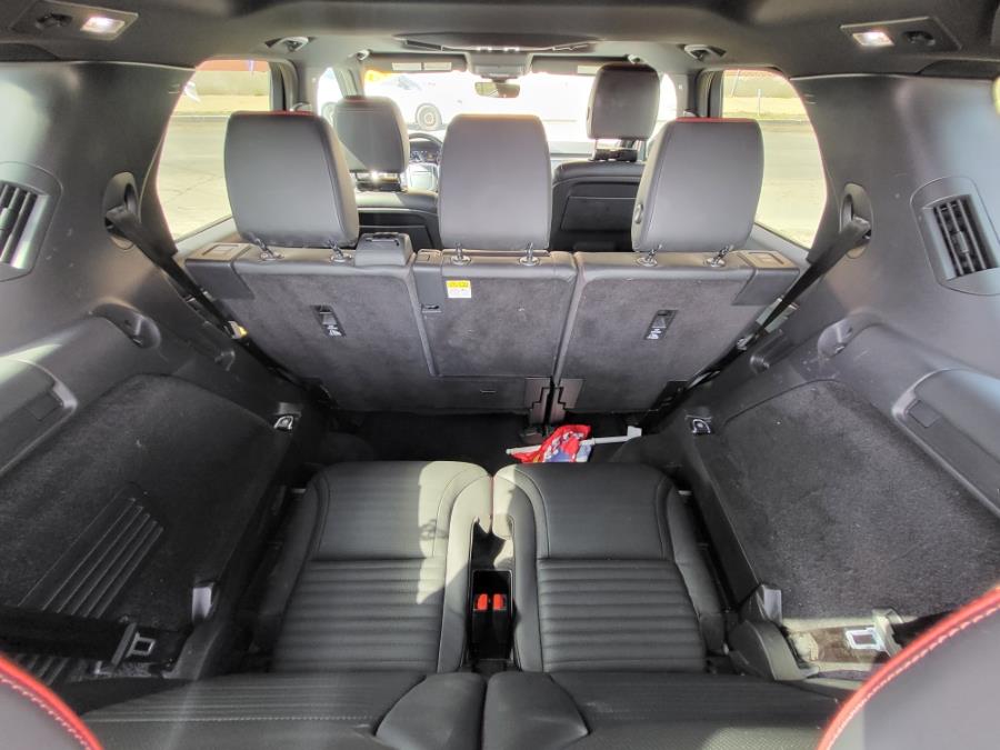 2018 Land Rover Discovery HSE V6 Supercharged photo