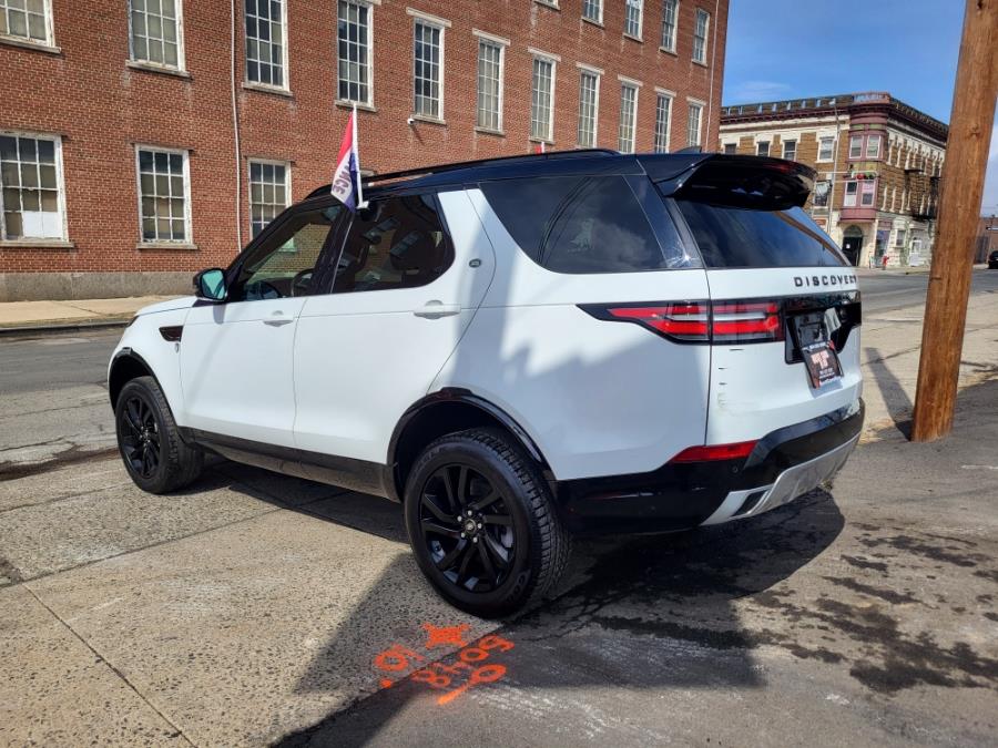 2018 Land Rover Discovery HSE V6 Supercharged photo