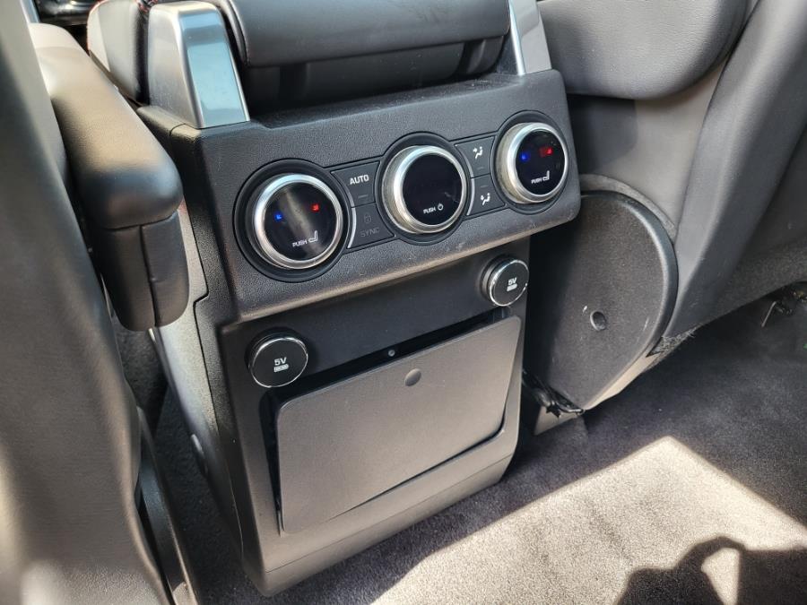 2018 Land Rover Discovery HSE V6 Supercharged photo