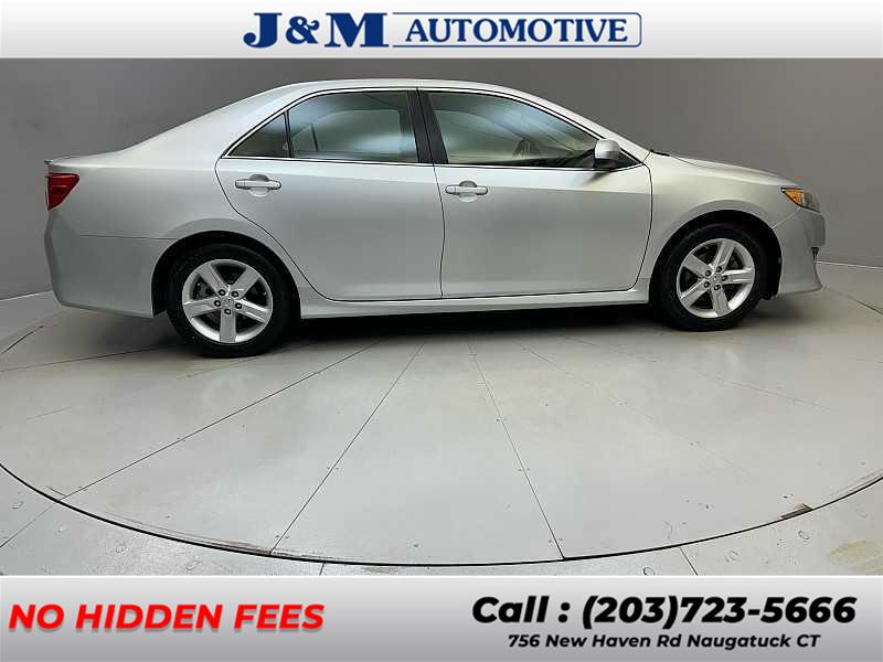 2014 Toyota Camry L photo