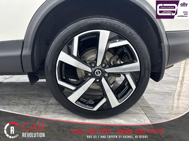 2021 Nissan Rogue Sport SL photo