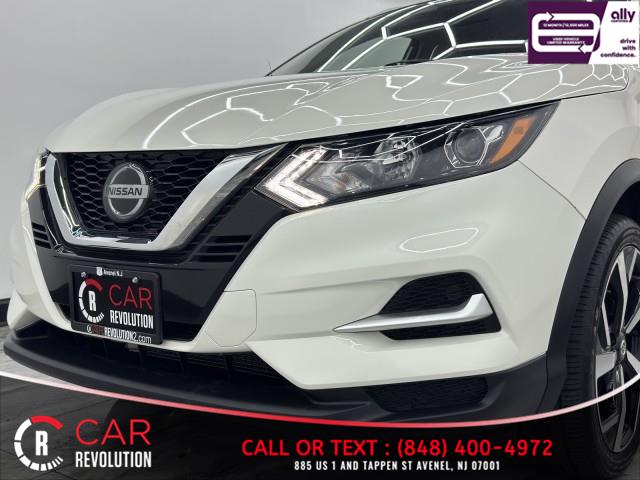 2021 Nissan Rogue Sport SL photo