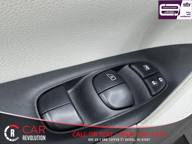 2021 Nissan Rogue Sport SL photo