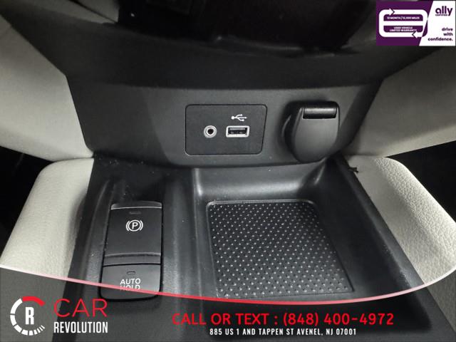 2021 Nissan Rogue Sport SL photo
