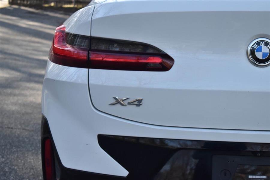 2022 BMW X4 xDrive30i AWD 4dr Sports Activ photo