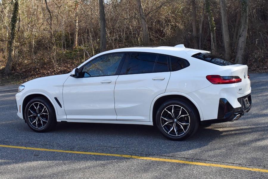 2022 BMW X4 xDrive30i AWD 4dr Sports Activ photo