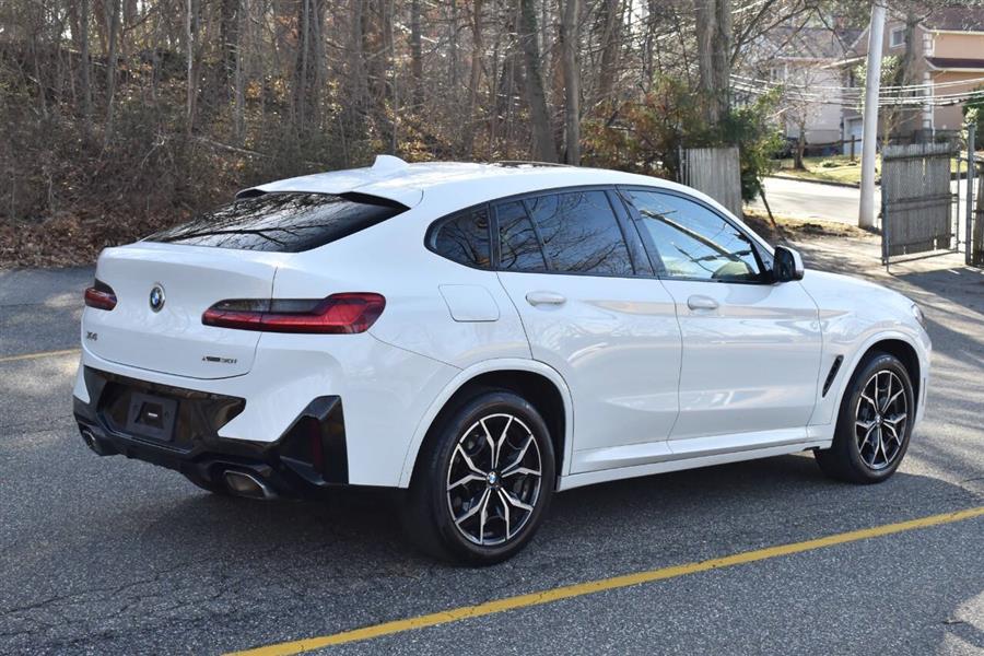 2022 BMW X4 xDrive30i AWD 4dr Sports Activ photo