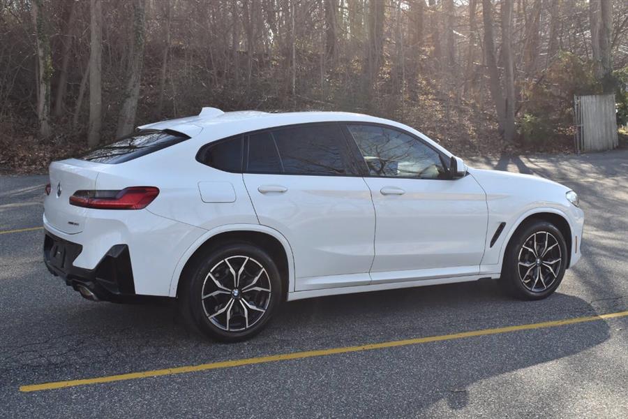 2022 BMW X4 xDrive30i AWD 4dr Sports Activ photo