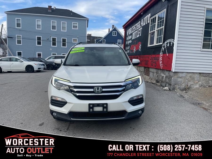 2016 Honda Pilot AWD 4dr Touring w/RES & Navi photo