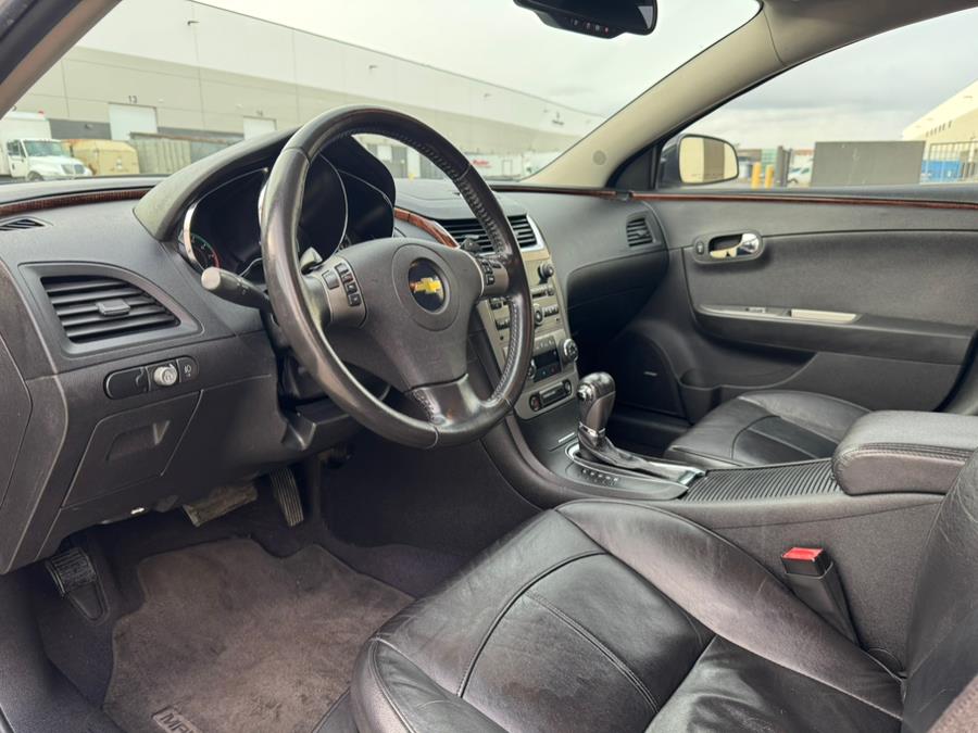 2010 Chevrolet Malibu LTZ photo