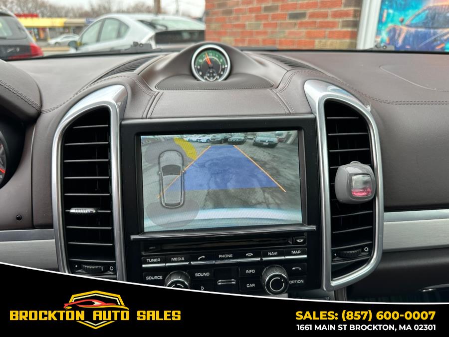 2013 Porsche Cayenne S photo