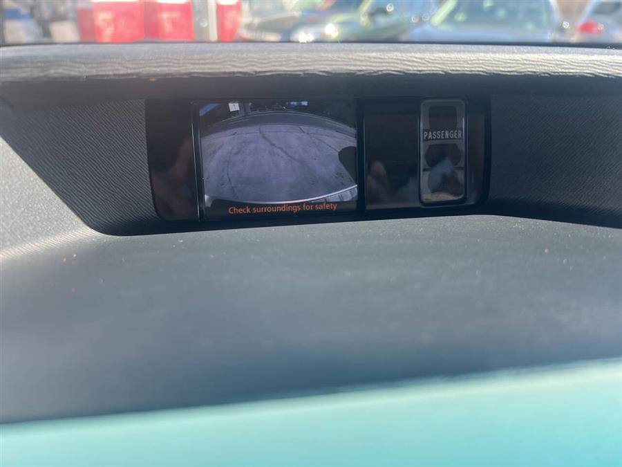 2012 Toyota Sienna LE 7-Passenger Auto Access Sea photo