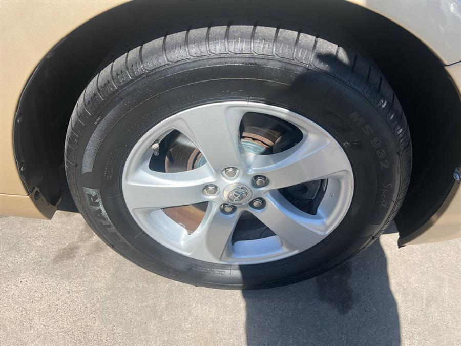 2012 Toyota Sienna LE 7-Passenger Auto Access Sea photo