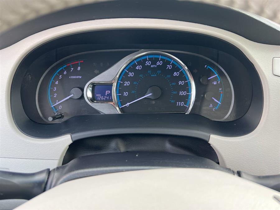 2013 Toyota Sienna XLE 7-Passenger Auto Access Se photo