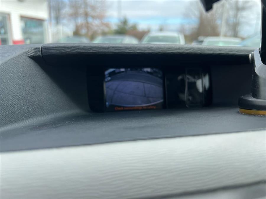 2013 Toyota Sienna XLE 7-Passenger Auto Access Se photo