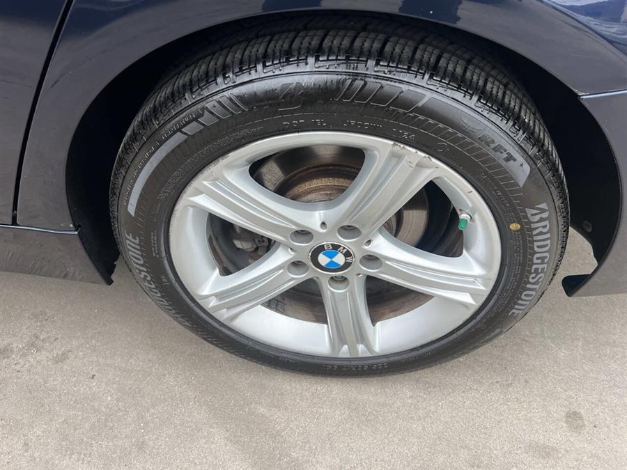 2015 BMW 3-Series 320i xDrive AWD 4dr Sedan photo