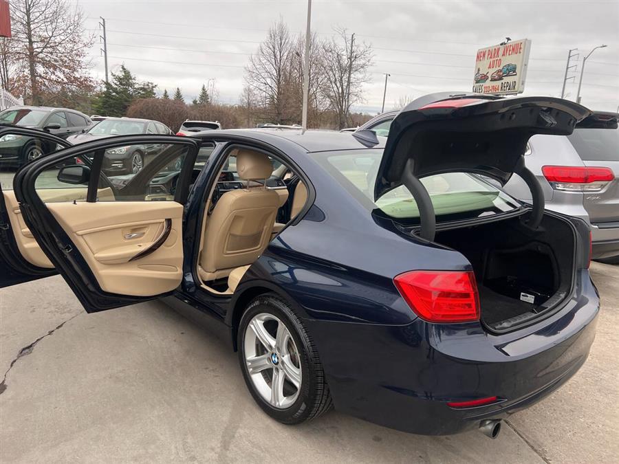 2015 BMW 3-Series 320i xDrive AWD 4dr Sedan photo