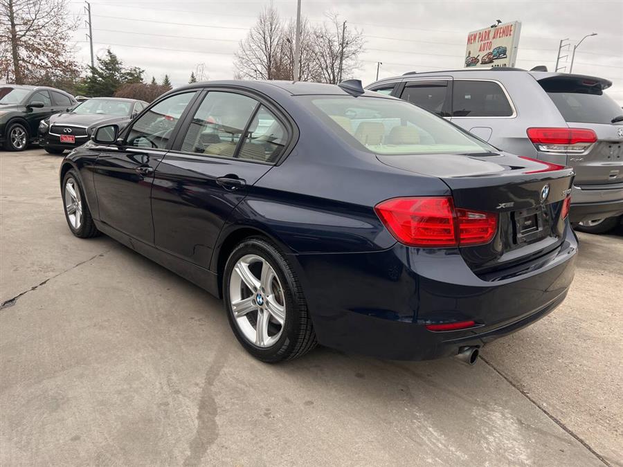 2015 BMW 3-Series 320i xDrive AWD 4dr Sedan photo