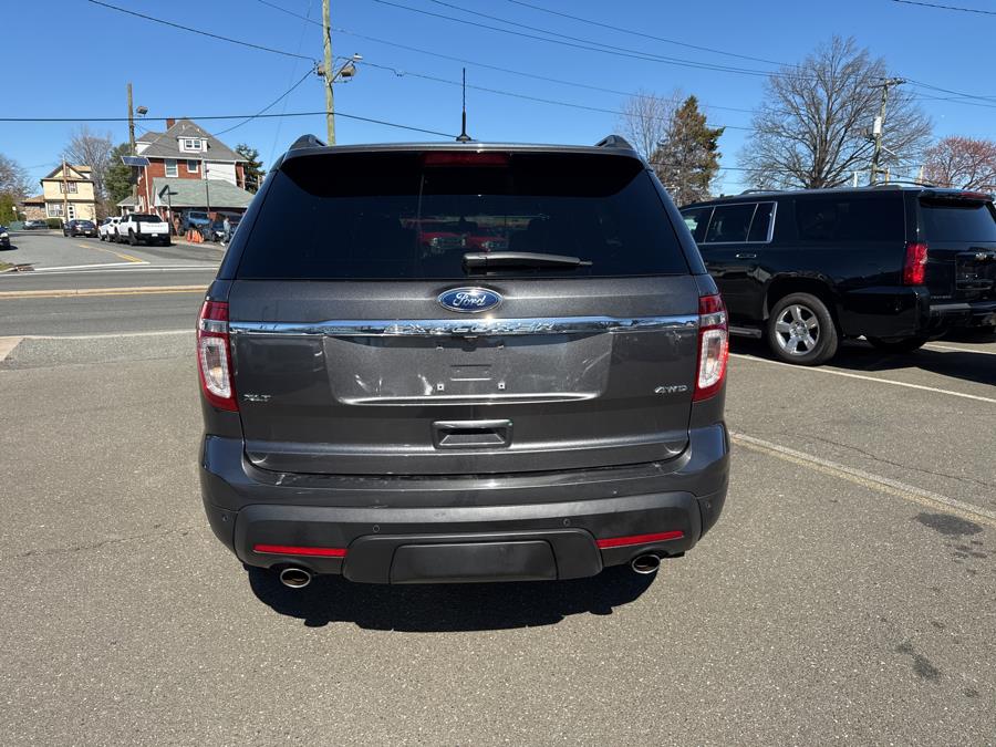 2015 Ford Explorer XLT photo