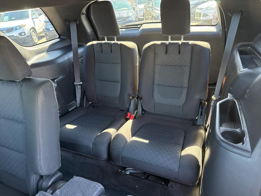 2015 Ford Explorer XLT photo
