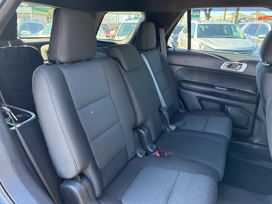 2015 Ford Explorer XLT photo