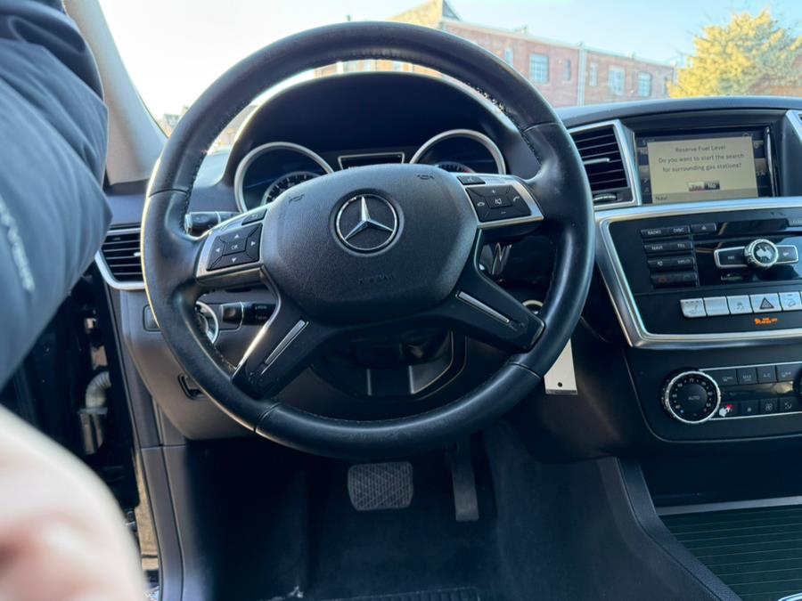 2015 Mercedes-Benz M-Class 4MATIC 4dr ML 350 photo