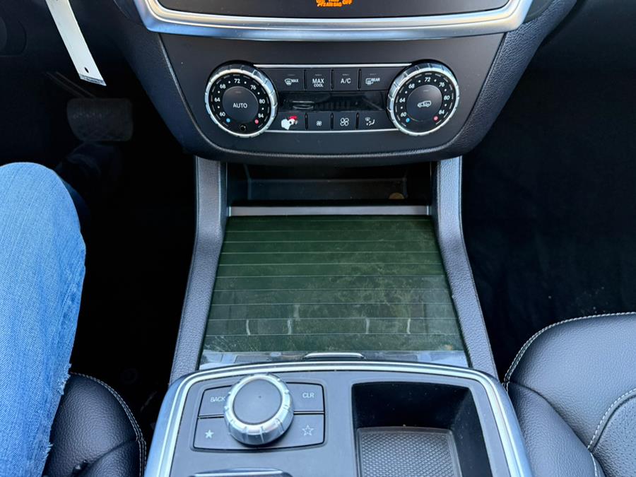 2015 Mercedes-Benz M-Class 4MATIC 4dr ML 350 photo
