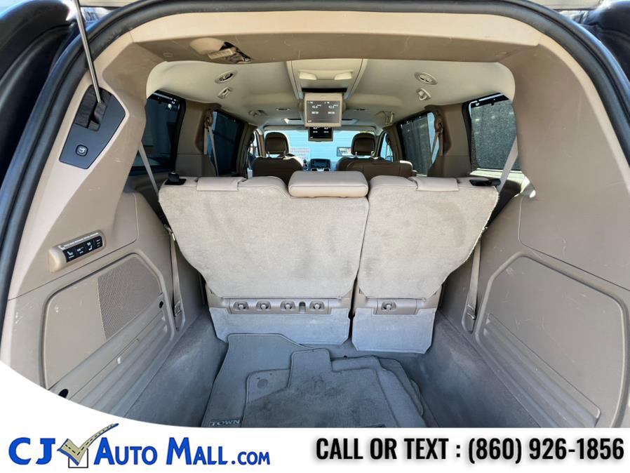 2015 Chrysler Town & Country 4dr Wgn Limited Platinum photo