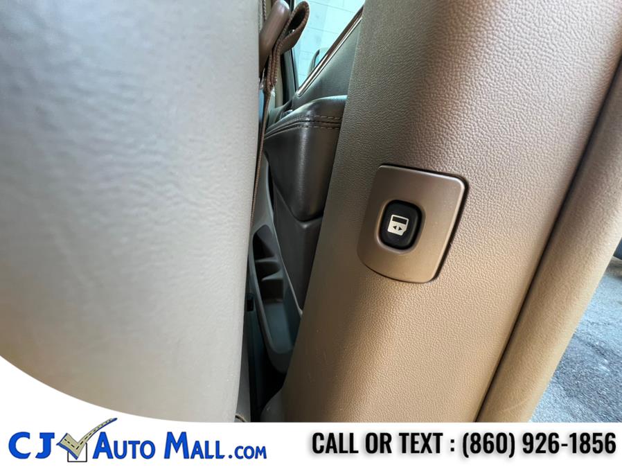 2015 Chrysler Town & Country 4dr Wgn Limited Platinum photo